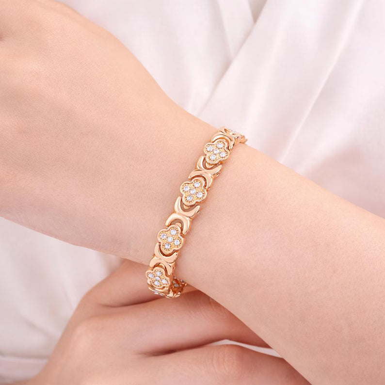 Rose Gold Magnetic Copper Bracelet - Clover Crystal Adjustable Bracelet for Women, Wellness & Gifting